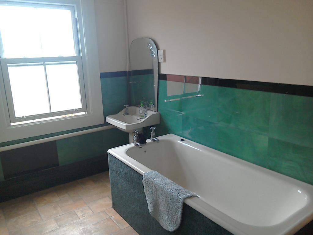 Station Hotel Hucknall ภายนอก รูปภาพ