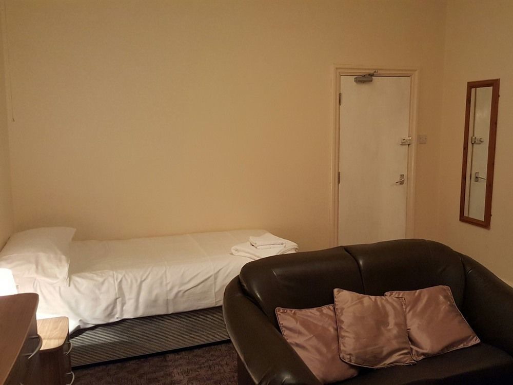 Station Hotel Hucknall ภายนอก รูปภาพ